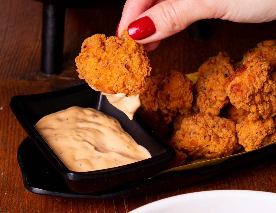 SPICY CHICKEN POPS